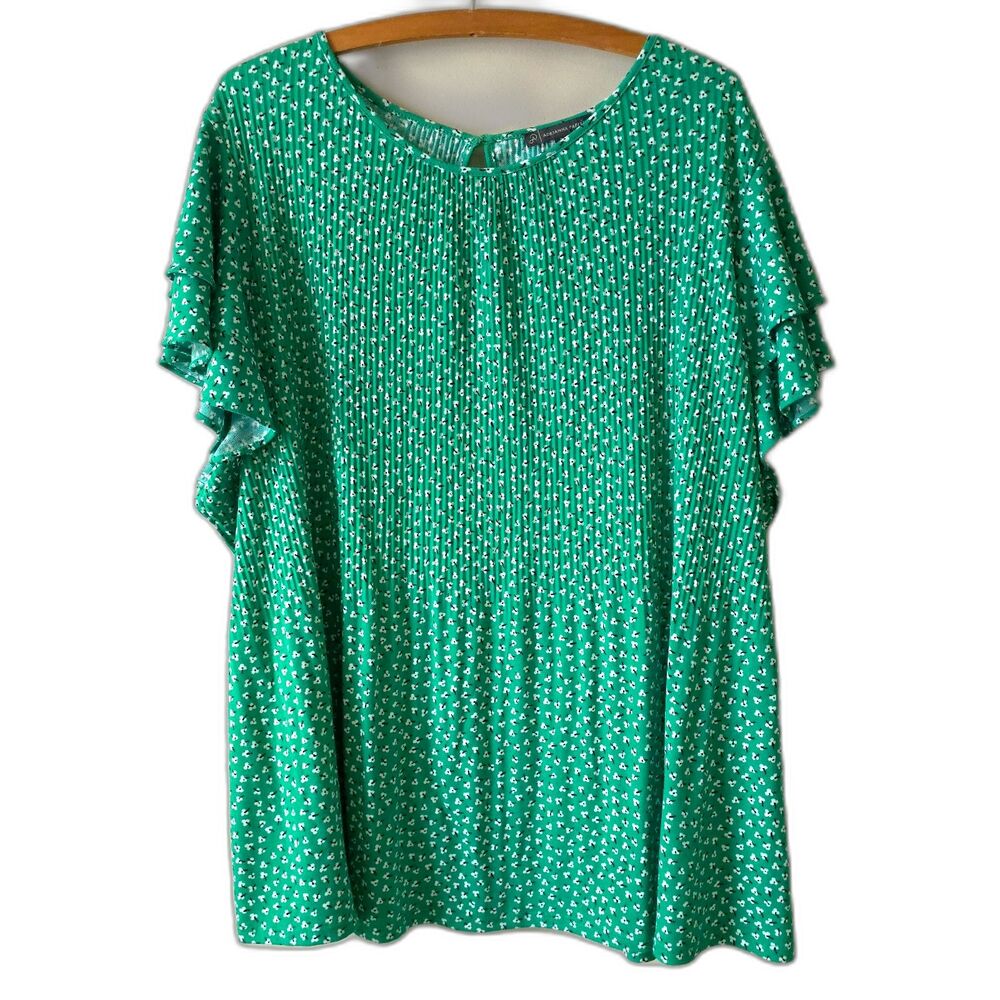 Adrianna Papell 2X Plus Blouse Key Hole Ditsy Floral Kelly Green Mature Ruffles